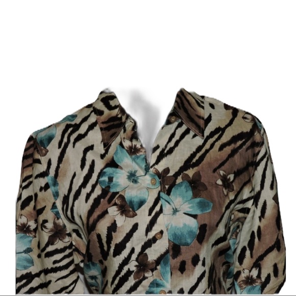 Additions by Chicos 2 Linen Top Wooden Buttons 12 - Picture 2 of 7